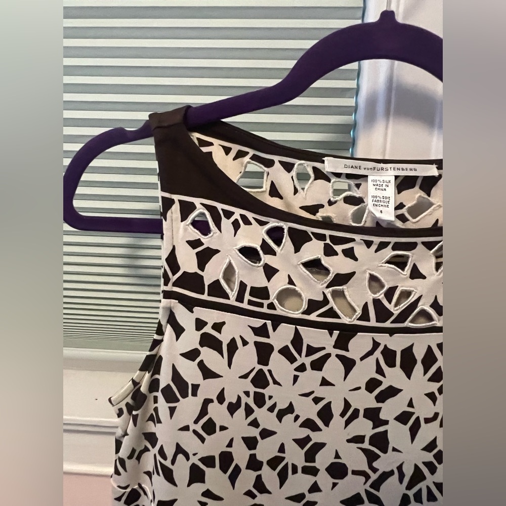 Diane vonFurstenberg vintage shift dress